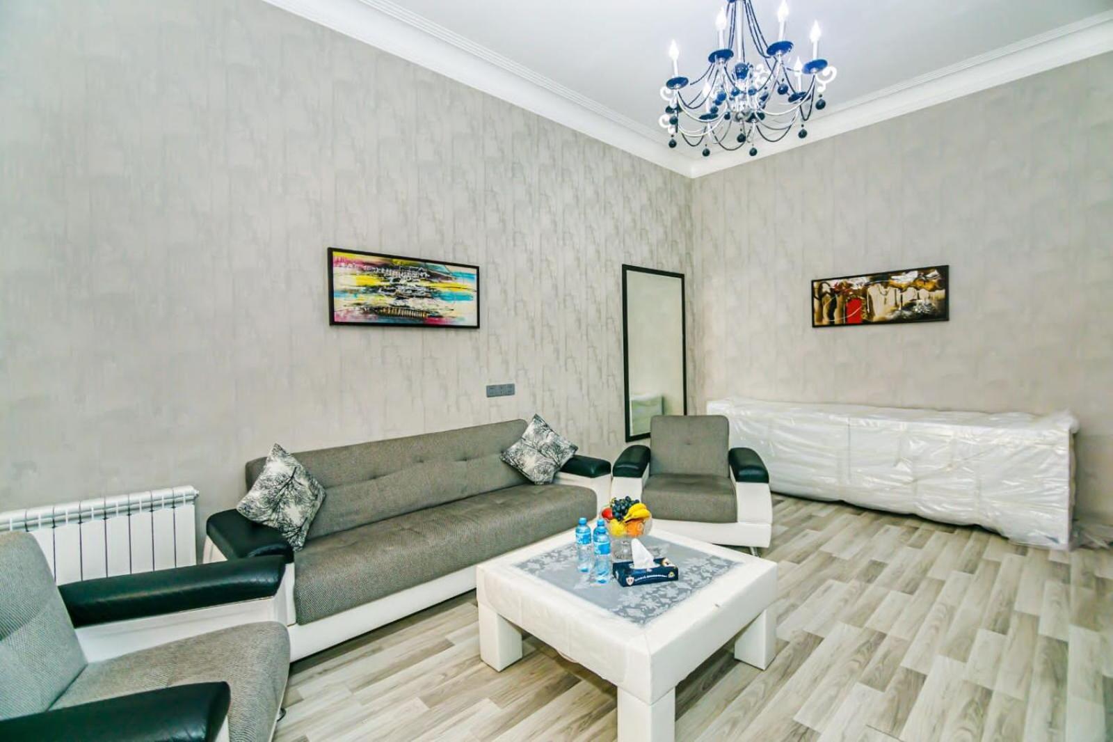Azneft Square Deluxe Apartment Baku Exterior photo